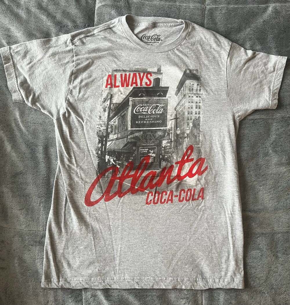 Coca-Cola Graphic T-Shirt Size L Always Atlanta Gray